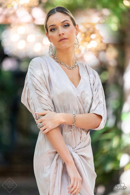 Paparazzi - Center of My Universe - White Necklace