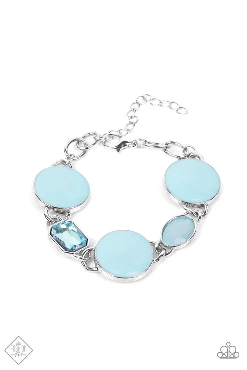 Paparazzi - Dreamscape Dazzle - Blue Bracelet
