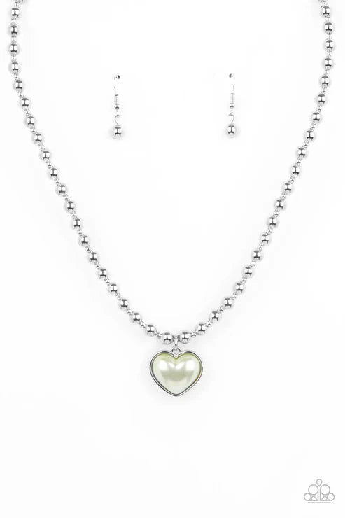 Paparazzi - Heart Full of Fancy - Green Necklace