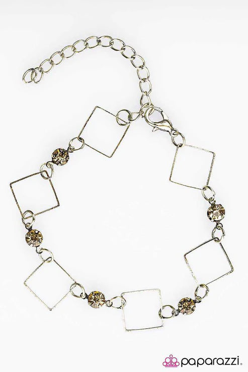 Paparazzi - New Girl On The Block - Brass Bracelet