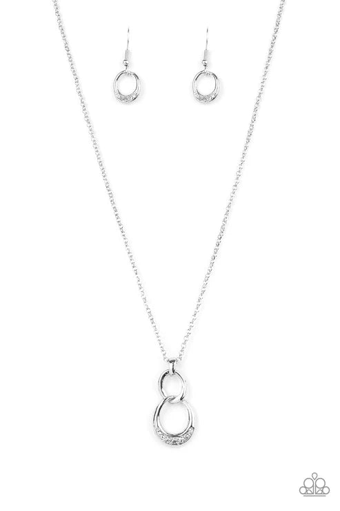Paparazzi - Rockefeller Royal - Silver Necklace