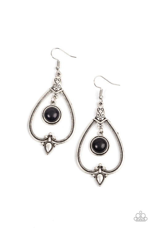 Paparazzi - Rocky Mountain Royalty - Black Earrings