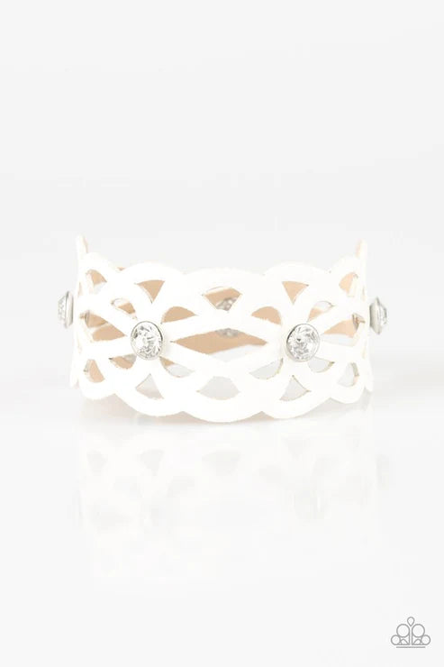 Paparazzi - Runaway Radiance - White Bracelet