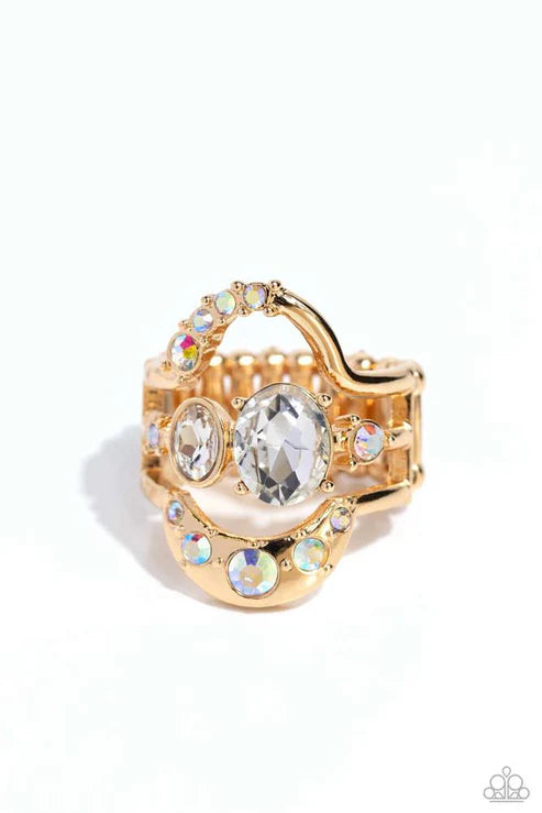 Paparazzi - Shopaholic Statement - Gold Ring