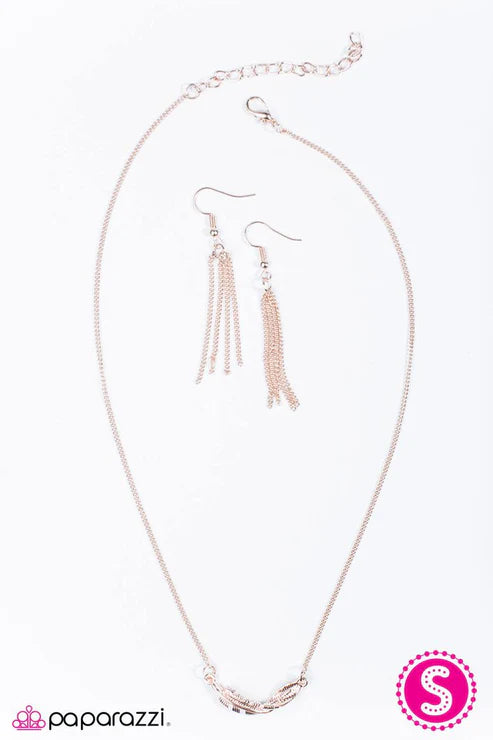 Paparazzi - Sky Sailing - Rose Gold Necklace