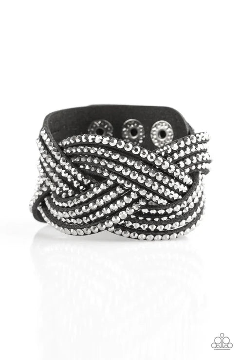 Paparazzi - Top Class Chic - Black Bracelet
