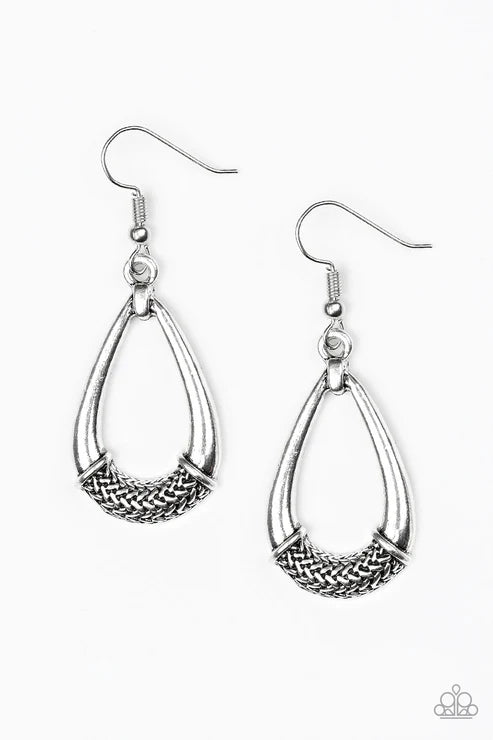 Paparazzi - Trending Texture - Silver Earrings