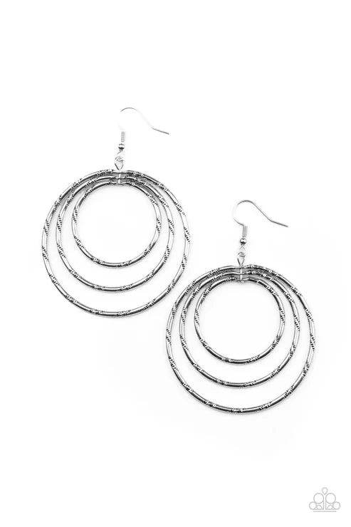 Paparazzi - Vintage Vertigo - Silver Earrings