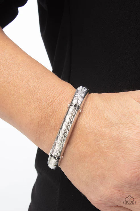 Paparazzi - A Dash of Dazzle - Black Bracelet
