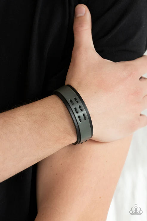Paparazzi - Blaze a Trail - Black Bracelet