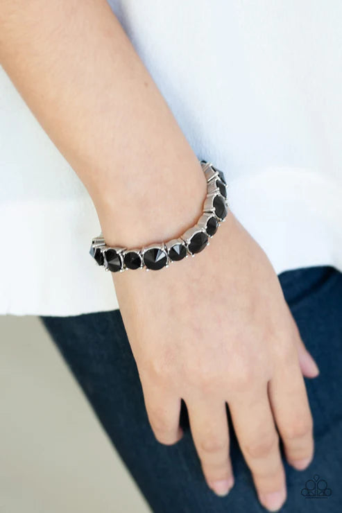 Paparazzi - Born to Bedazzle - Black Bracelet