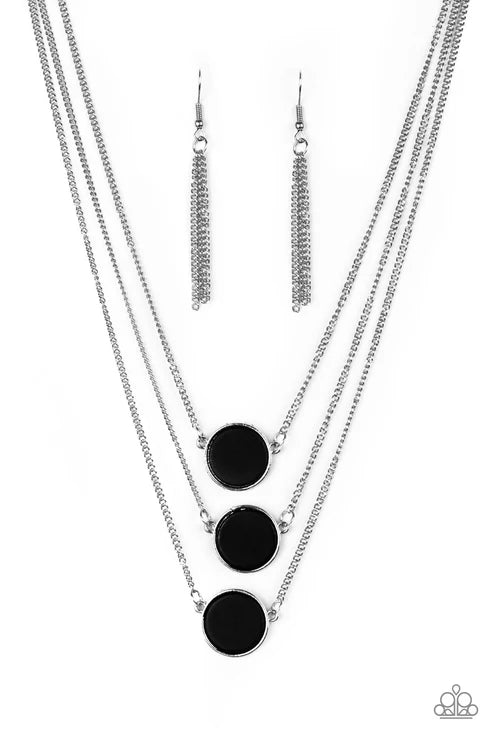 Paparazzi - CEO of Chic - Black Necklace