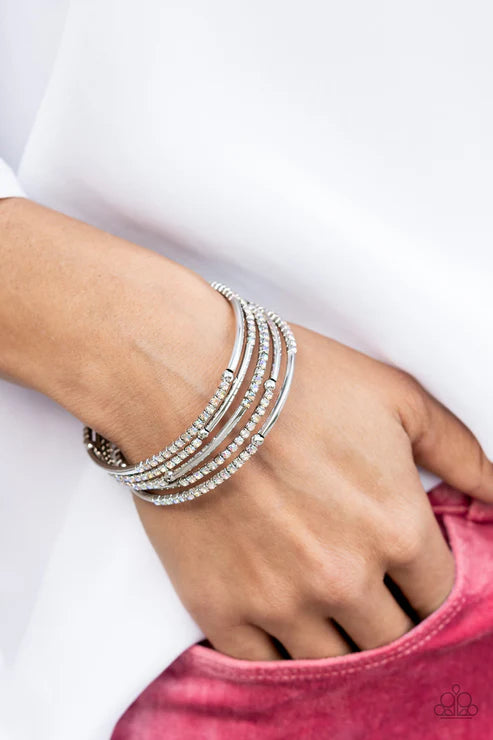 Paparazzi - Camera Shy Simmer - Multi Bracelet