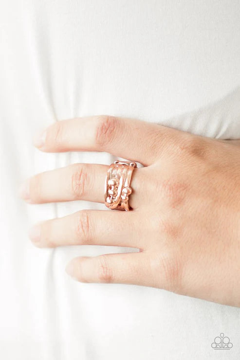 Paparazzi - Chance of Shimmer - Rose Gold Ring