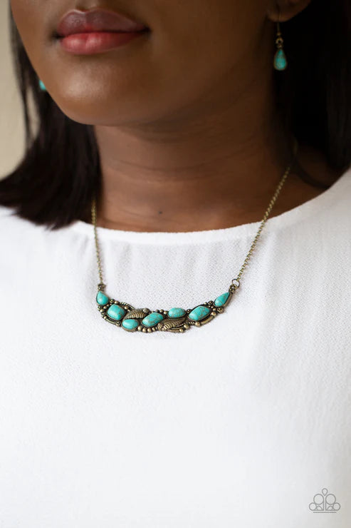 Paparazzi - Cottage Garden - Brass Necklace