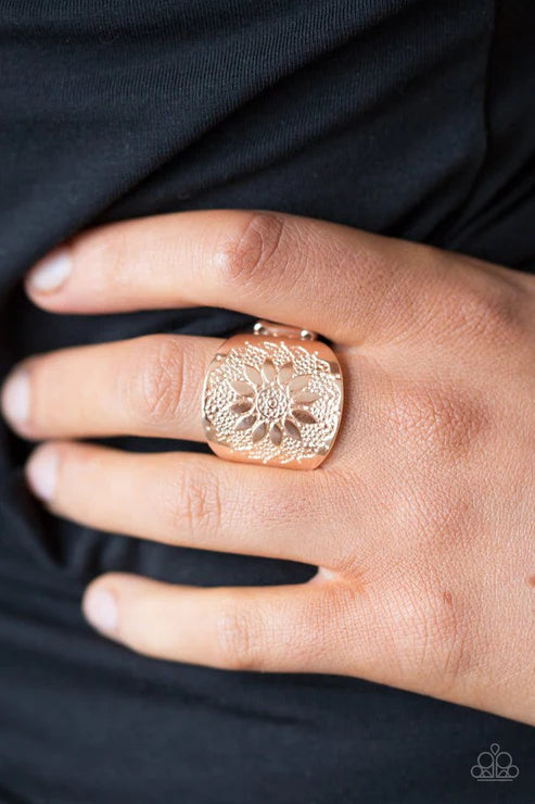 Paparazzi - Country Groves - Rose Gold Ring