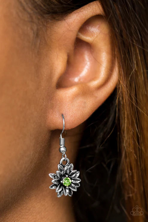 Paparazzi - Diamonds and Daisies - Green Earrings