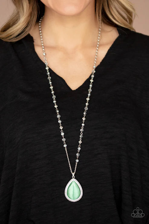 Paparazzi - Fashion Flaunt - Green Necklace
