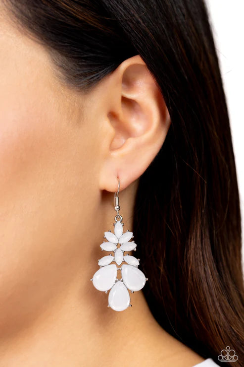 Paparazzi - Fashionista Fiesta - White Earrings
