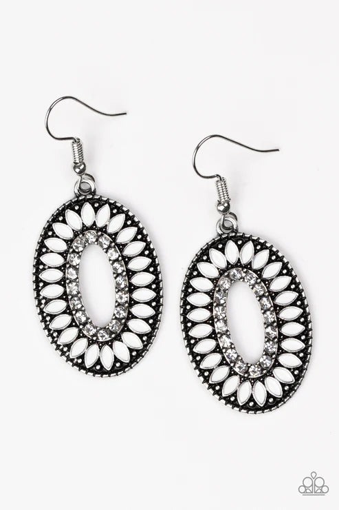 Paparazzi - Fishing for Fabulous - White Earrings