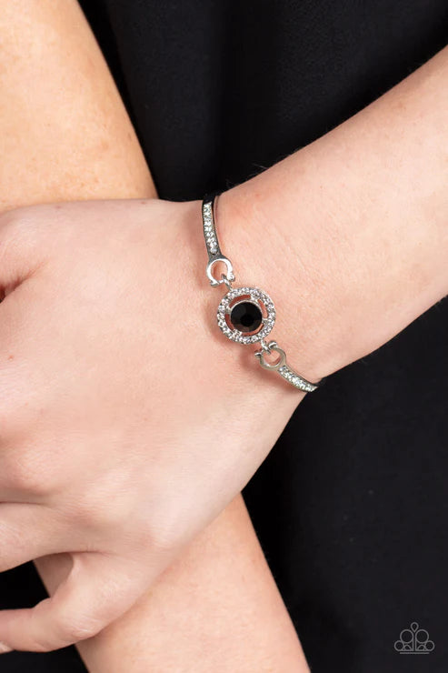 Paparazzi - Focused and Fabulous - Black Bracelet
