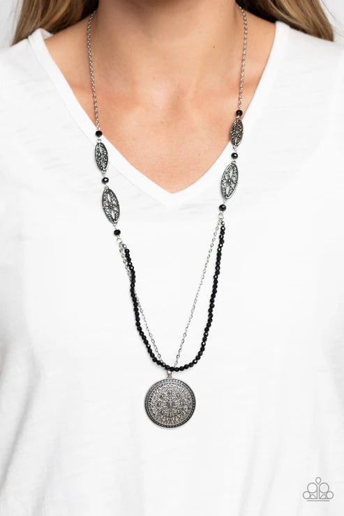 Paparazzi - Garden of Grace - Black Necklace