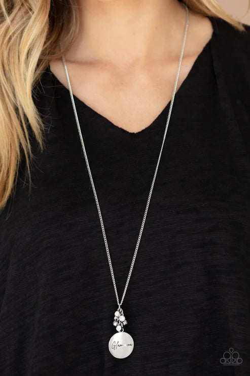 Paparazzi - Going for GLAM-ma - White Necklace