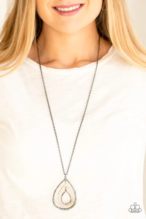 Paparazzi - Going for Grit - Black Necklace
