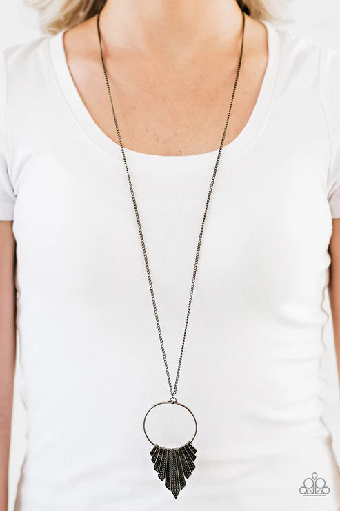 Paparazzi - Going Gladiator - Brass Necklace