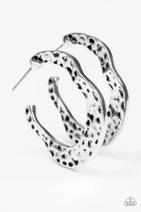 Paparazzi - Gypsy Grandeur - Silver Earrings
