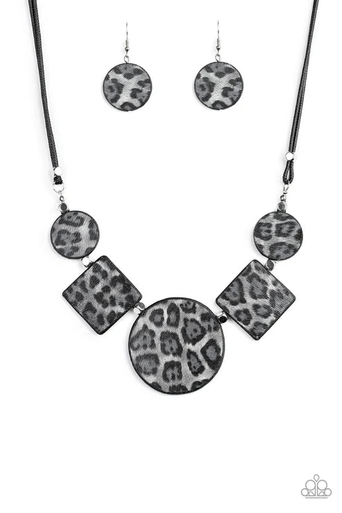 Paparazzi - Here Kitty Kitty - Silver Necklace