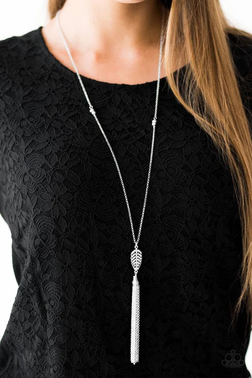 Paparazzi - Higher Than The Sky - White Necklace