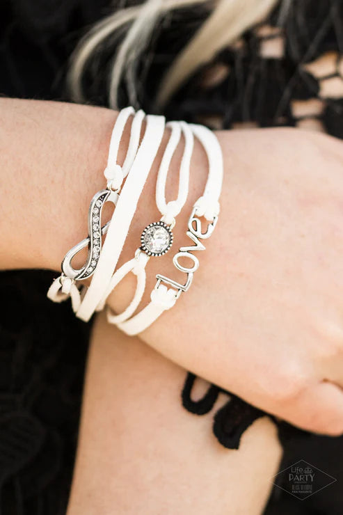 Paparazzi - Infinitely Irresistible - White Bracelet