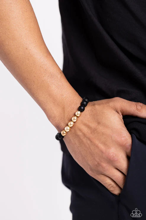 Paparazzi - METALHEAD in the Clouds - Gold Bracelet