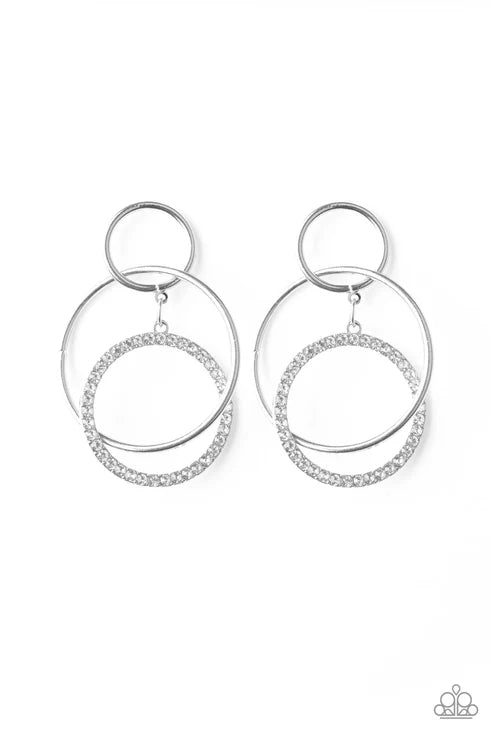 Paparazzi - Metro Bliss - White Earrings