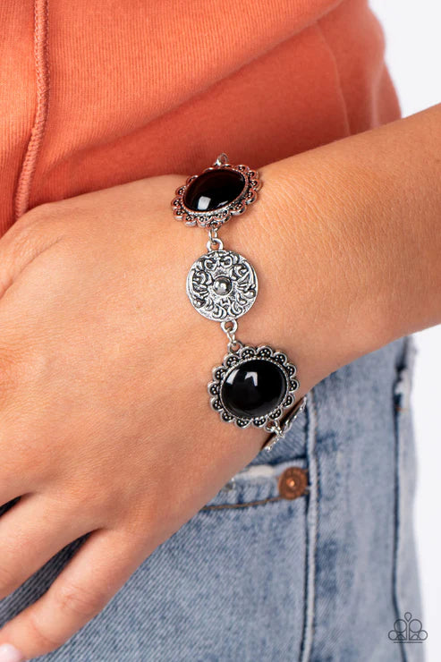 Paparazzi - Positively Poppy - Black Bracelet