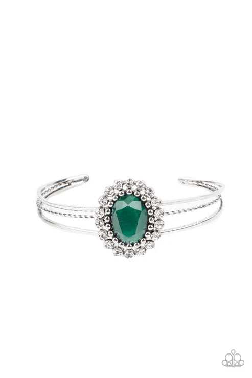 Paparazzi - Prismatic Flower Patch - Green Bracelet