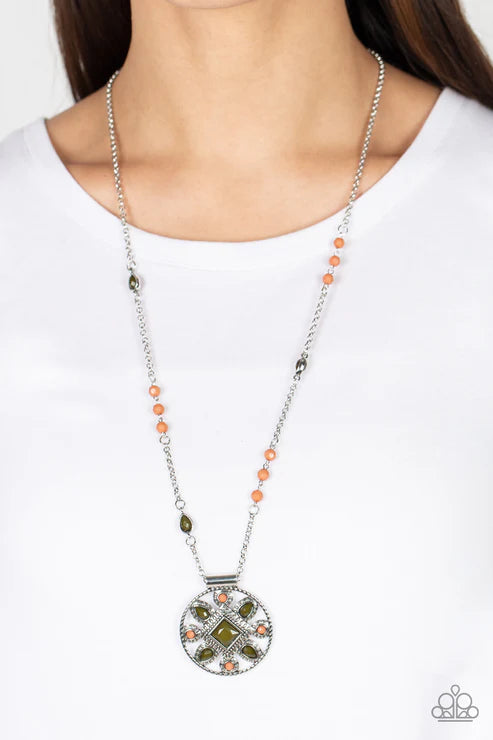 Paparazzi - Sierra Showroom - Green Necklace