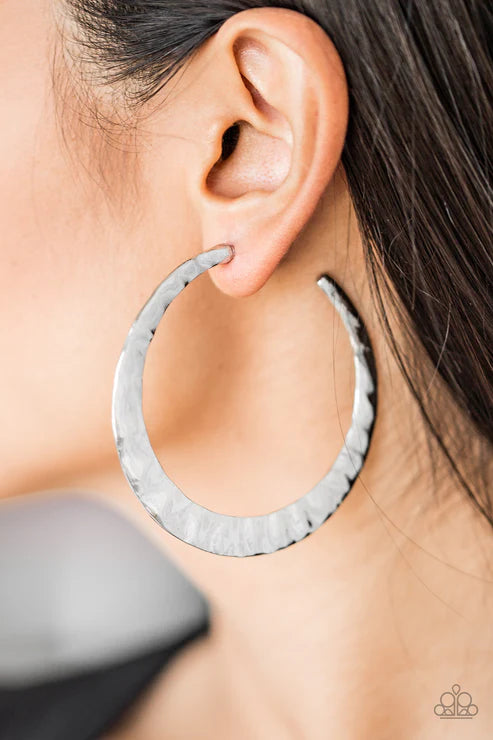 Paparazzi - Slayers Gonna Slay - Silver Earrings