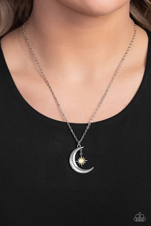 Paparazzi -Stellar Sway - Yellow Necklace