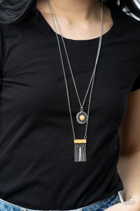 Paparazzi - Sunburst Rustica - Yellow Necklace