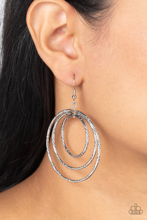 Paparazzi - Vintage Vertigo - Silver Earrings