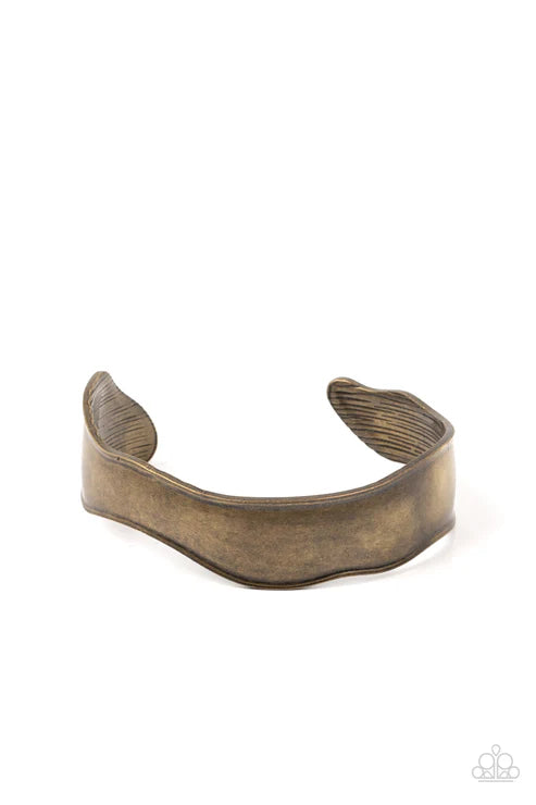 Paparazzi - Wayward Waves - Brass Bracelet