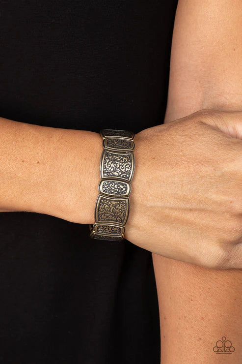 Paparazzi - Wine Country  - Brass Bracelet